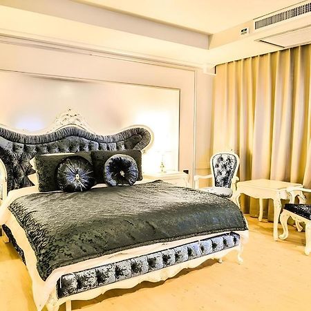Alvarez Hotel Buriram Ngoại thất bức ảnh