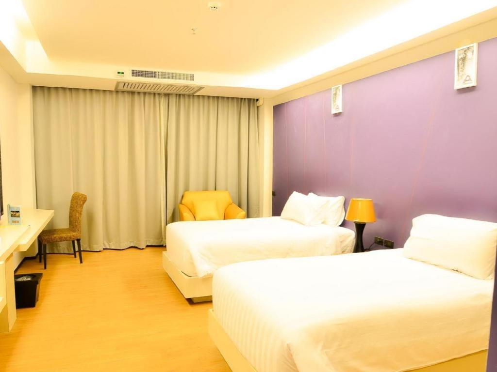 Alvarez Hotel Buriram Ngoại thất bức ảnh