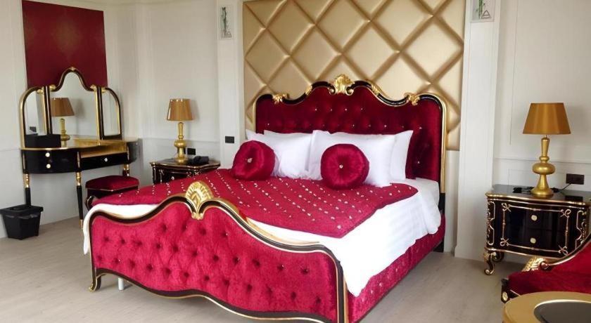 Alvarez Hotel Buriram Ngoại thất bức ảnh